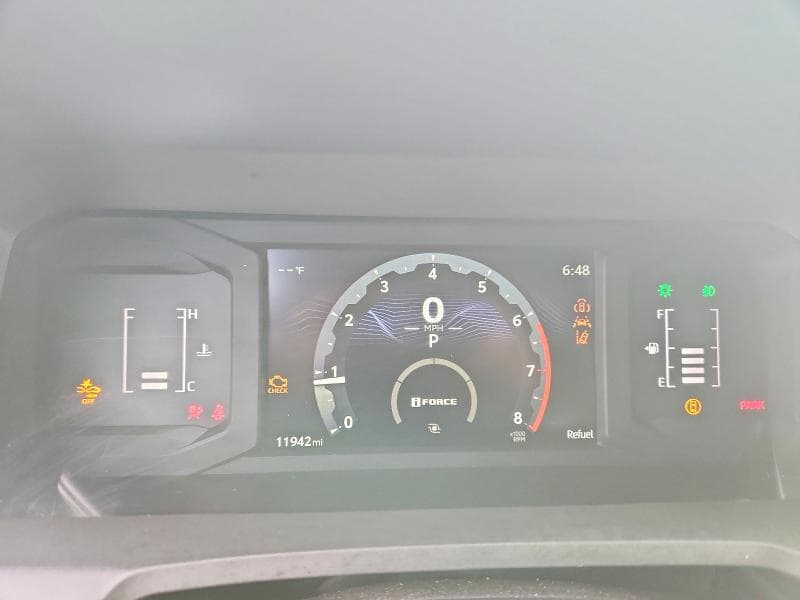 2025 TOYOTA TACOMA SR5 9