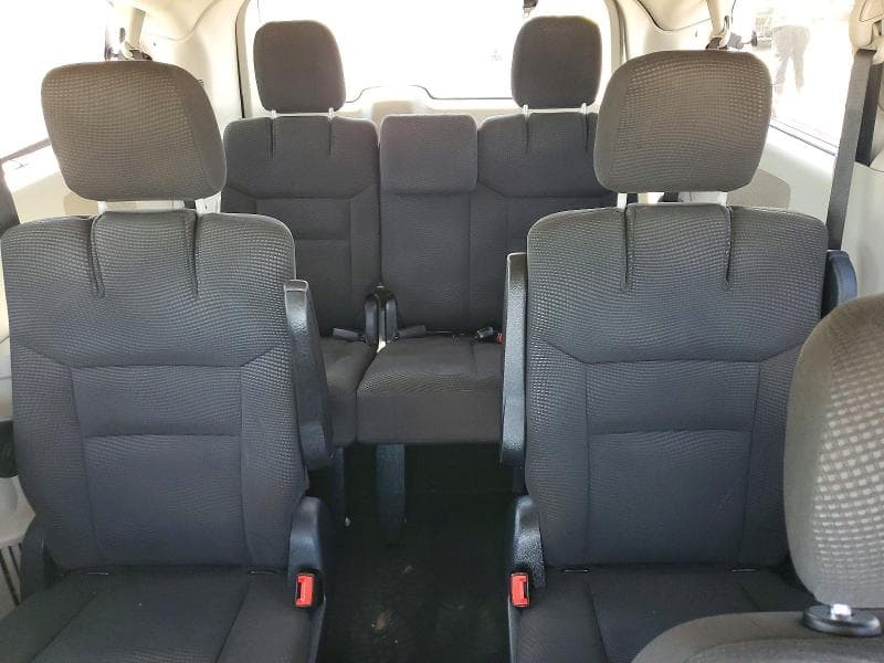 2020 DODGE GRAND CARAVAN SE 10