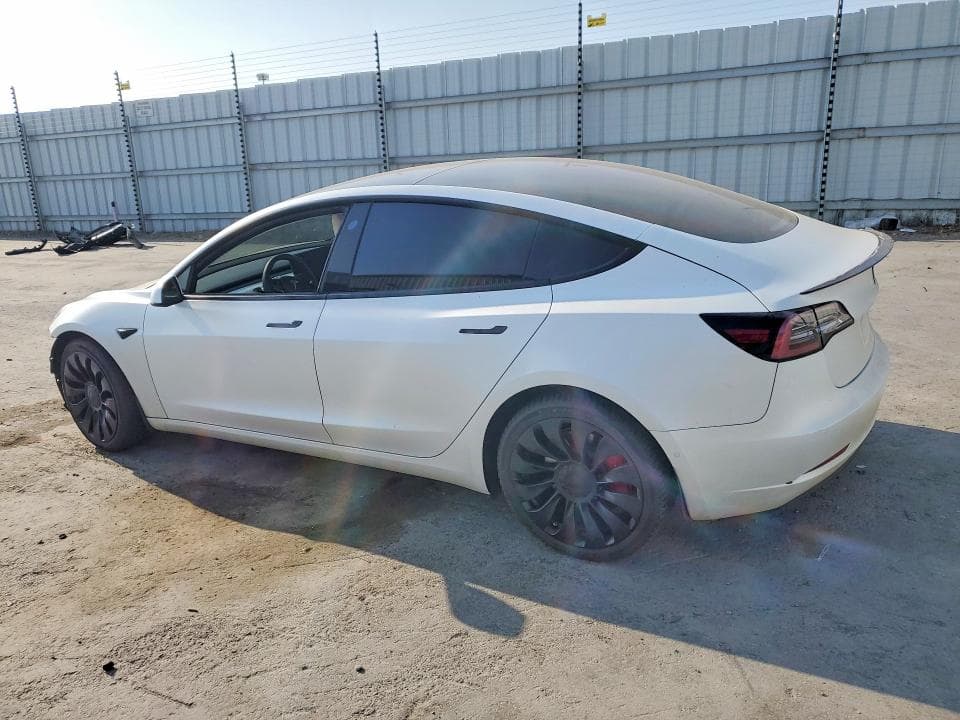 2022 TESLA MODEL 3 2