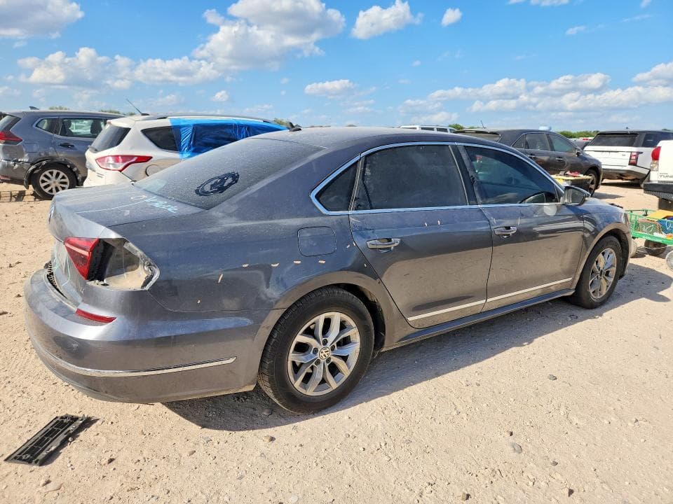 2017 VOLKSWAGEN PASSAT S 3