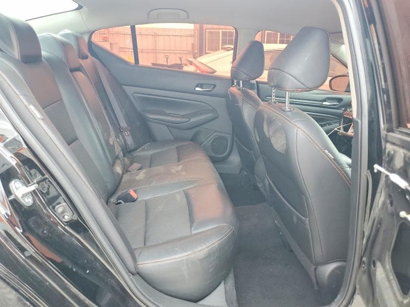 2021 NISSAN ALTIMA SR 10