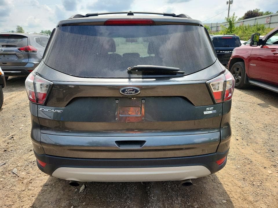 2017 FORD ESCAPE SE 6