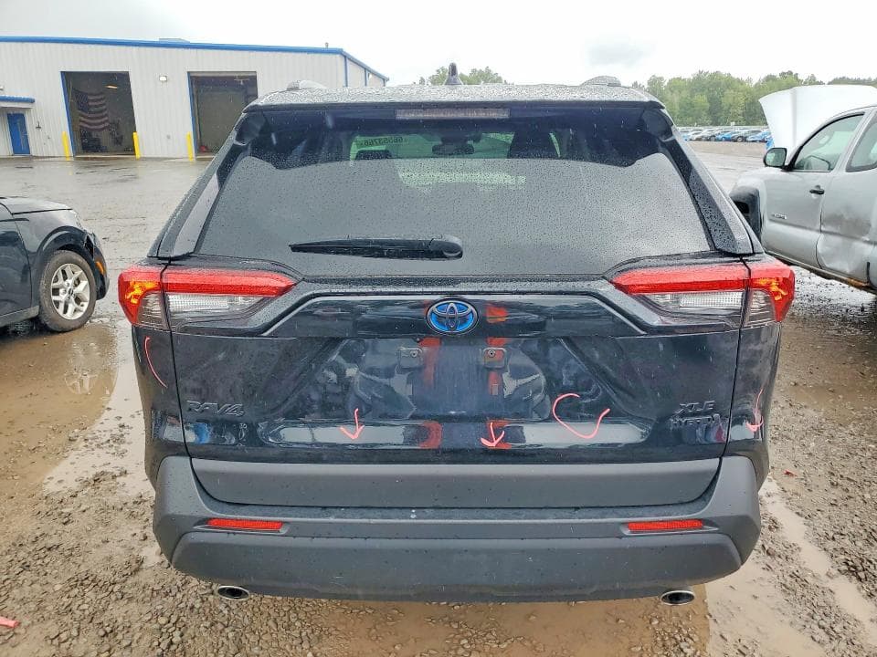 2024 TOYOTA RAV4 HYBRID XLE 6