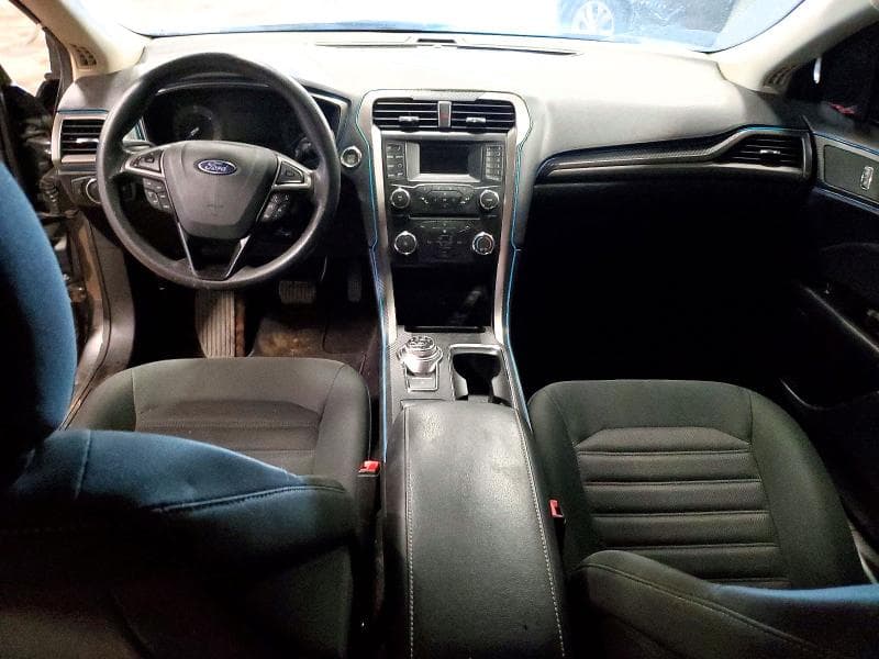 2017 FORD FUSION SE 8