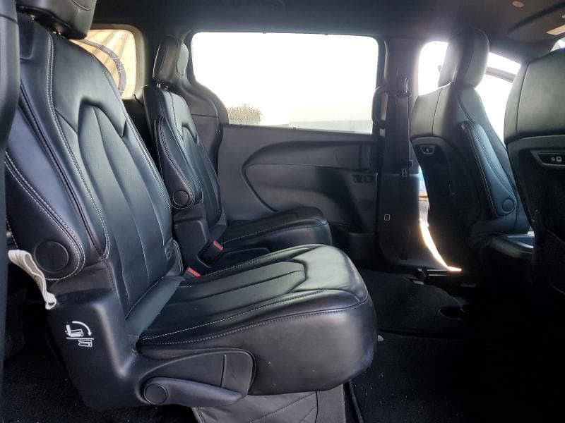 2025 CHRYSLER PACIFICA SELECT 11