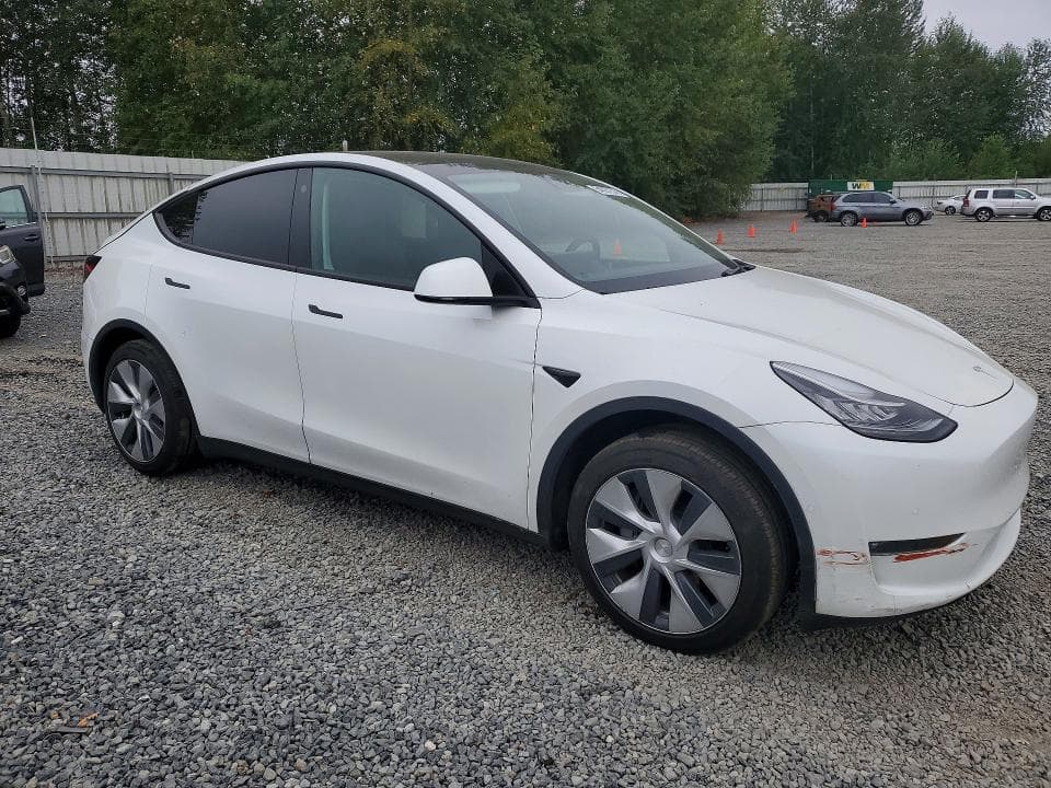 2022 TESLA MODEL Y 4