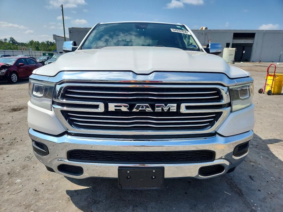 2019 RAM 1500 LARAMIE 5