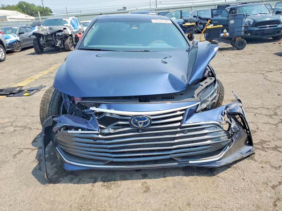 2019 TOYOTA AVALON HYBRID LIMITED 5