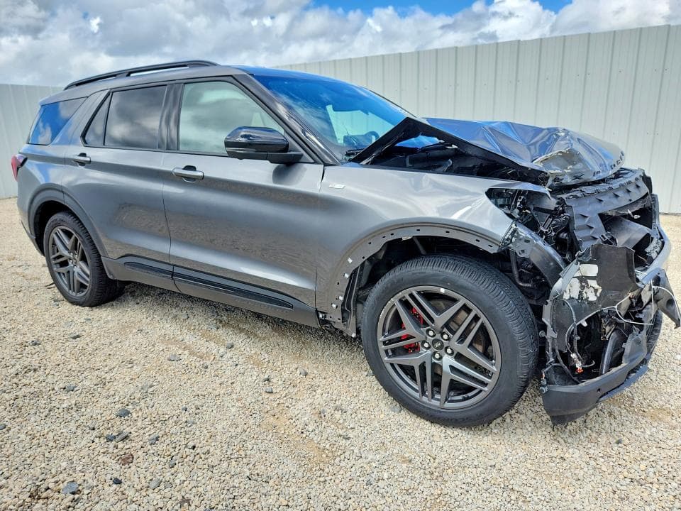 2026 FORD EXPLORER ST-LINE 4