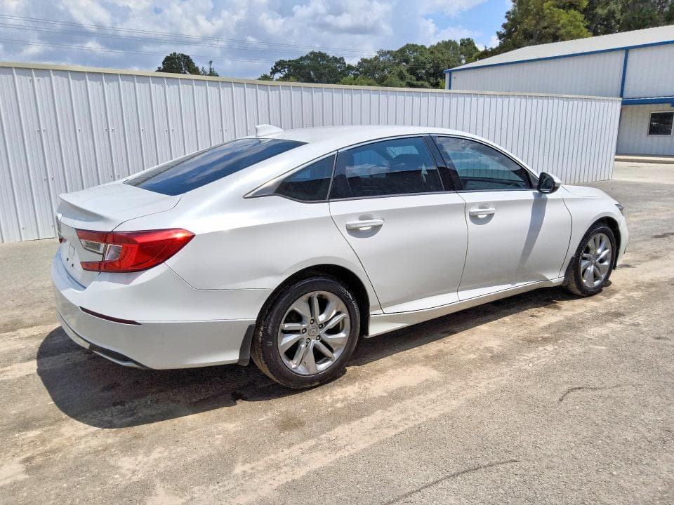 2020 HONDA ACCORD LX 3