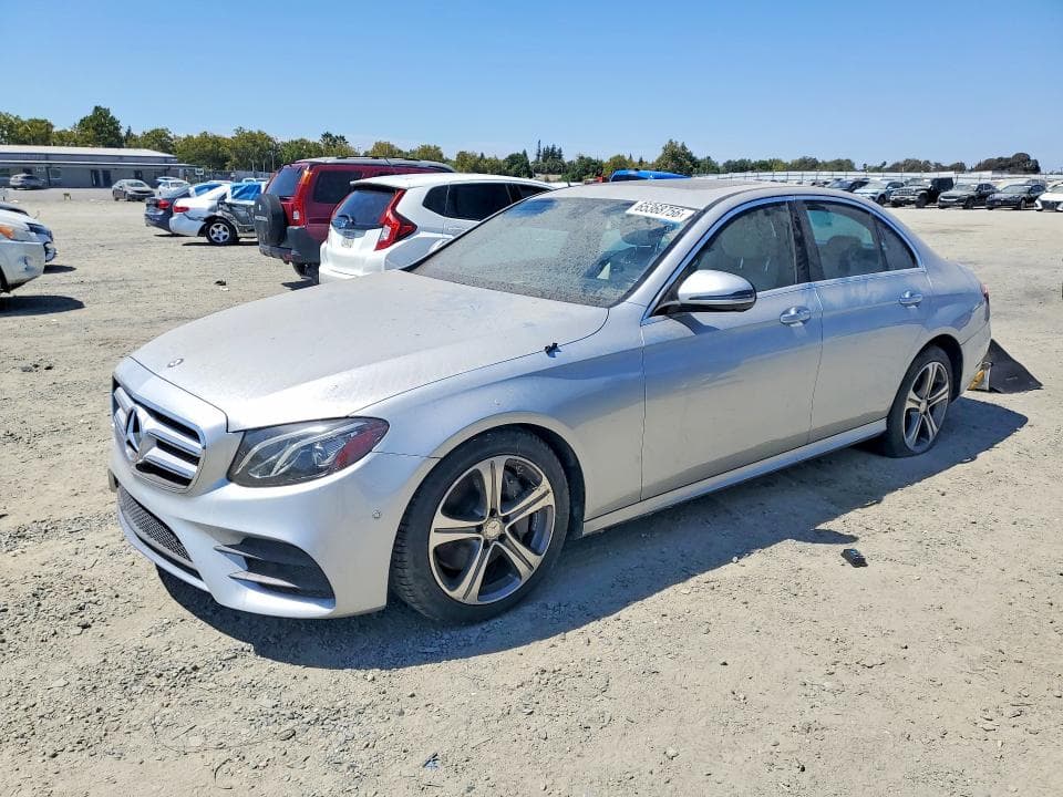 2017 MERCEDES-BENZ E 300 - 1