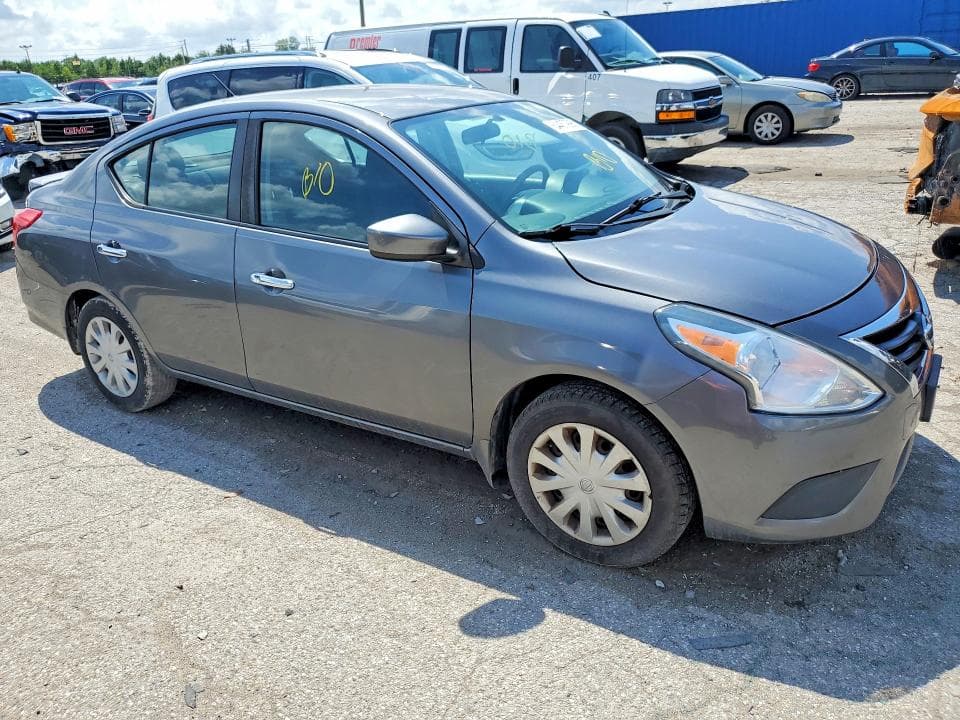 2017 NISSAN VERSA 1.6 SV 4