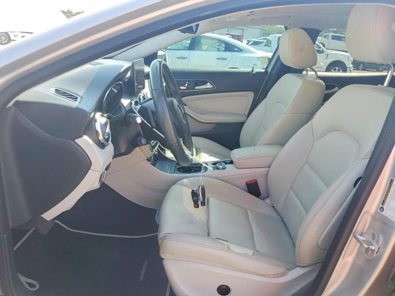2018 MERCEDES-BENZ GLA 250 4MATIC 7