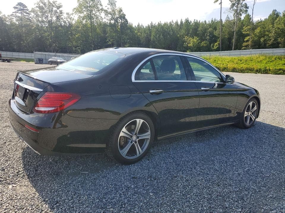 2017 MERCEDES-BENZ E 300 3