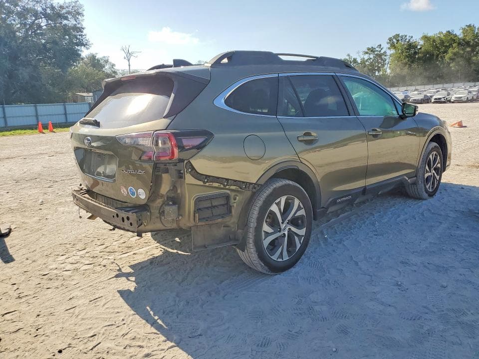 2021 SUBARU OUTBACK LIMITED 3