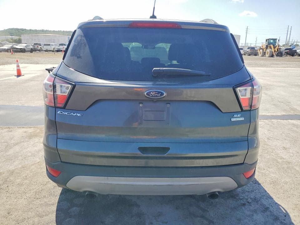 2017 FORD ESCAPE SE 6