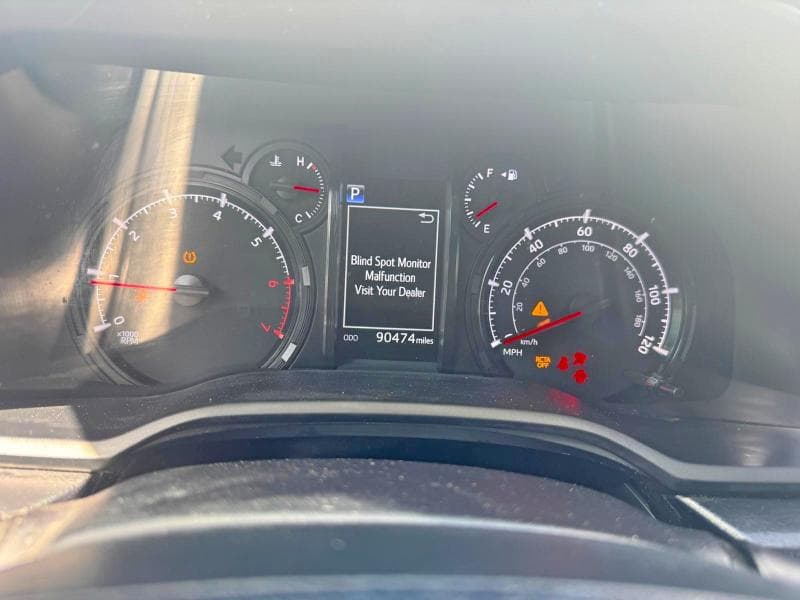 2023 TOYOTA 4RUNNER SR5 9