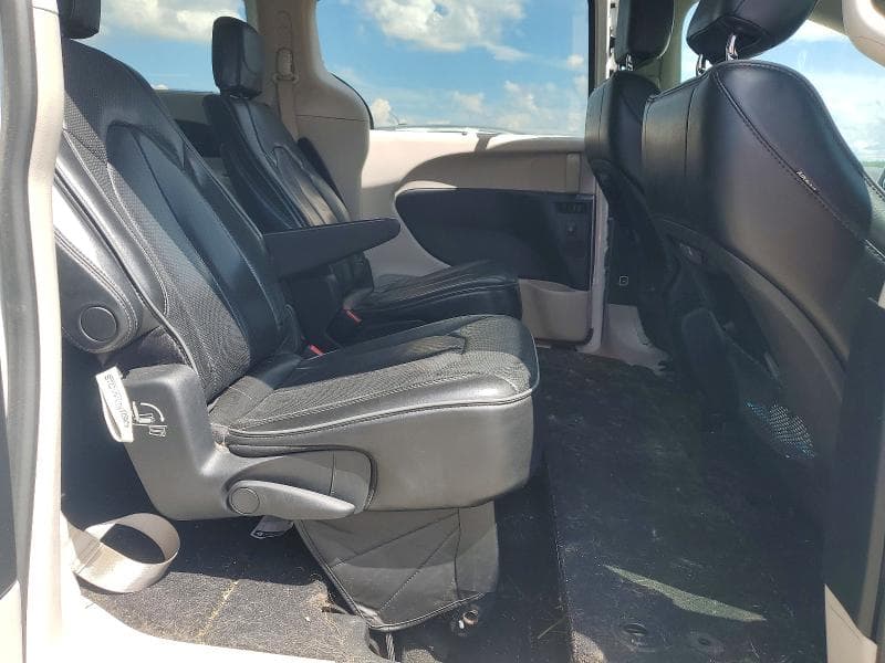 2020 CHRYSLER PACIFICA LIMITED 11