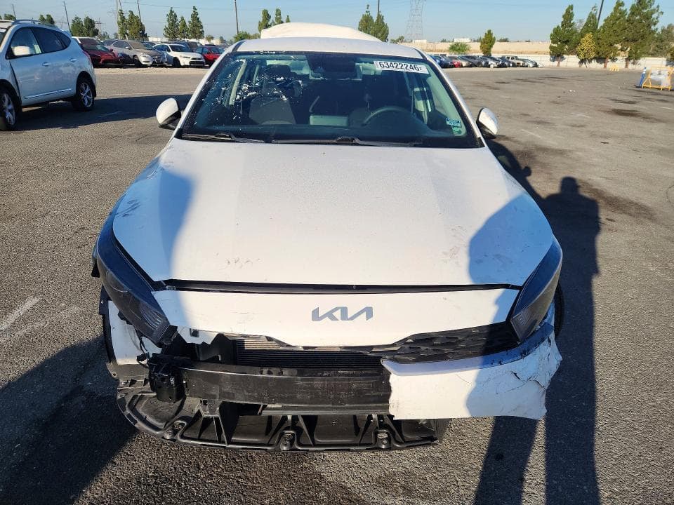 2022 KIA FORTE LXS 5