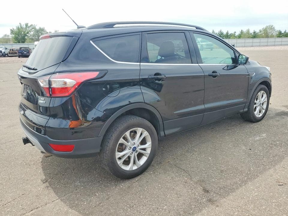 2017 FORD ESCAPE SE 3
