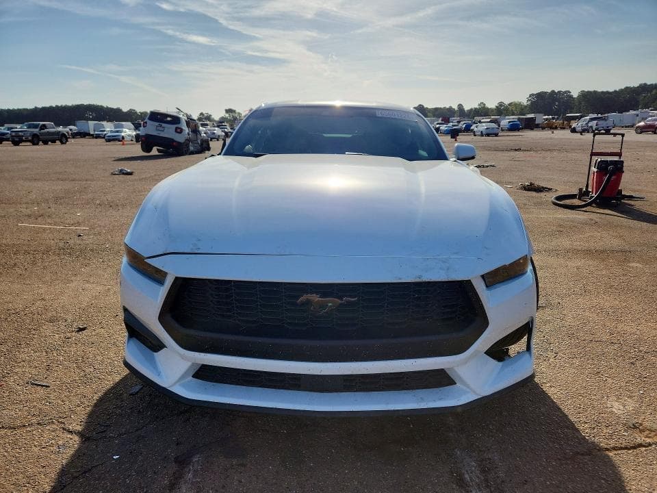 2025 FORD MUSTANG 5