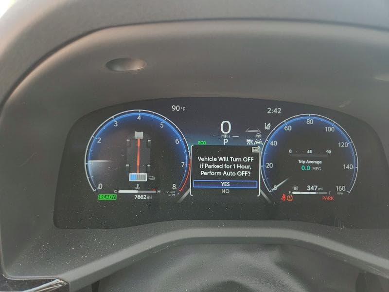 2025 TOYOTA CAMRY XLE 9