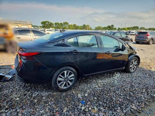 2023 NISSAN VERSA SV 3