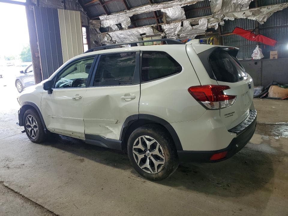 2021 SUBARU FORESTER PREMIUM 2