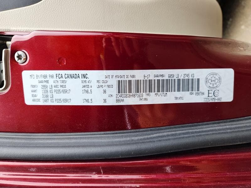 2017 DODGE GRAND CARAVAN SE 14