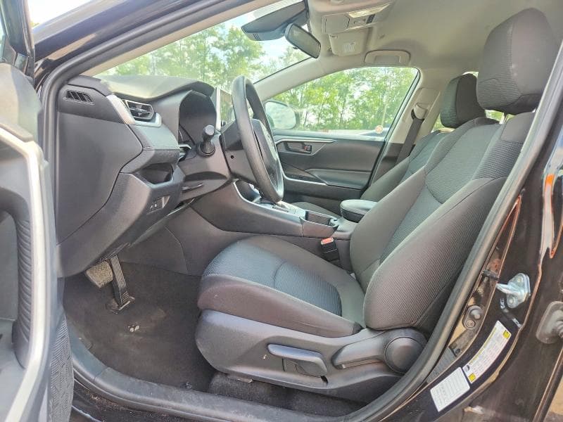 2025 TOYOTA RAV4 LE 7