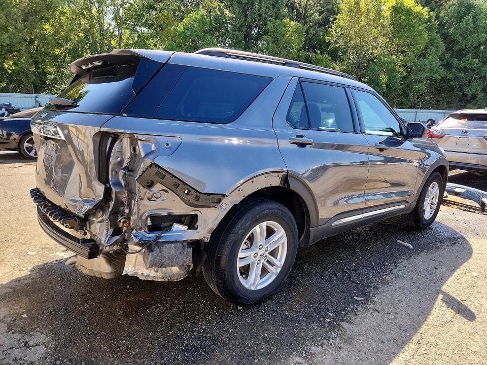 2023 FORD EXPLORER XLT 3