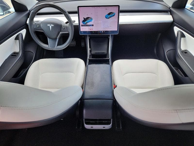 2019 TESLA MODEL 3 8