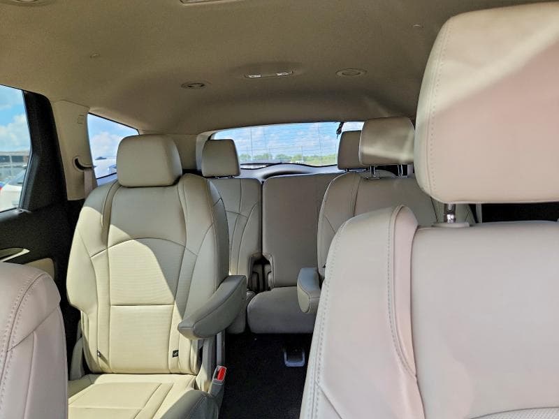 2021 BUICK ENCLAVE ESSENCE 10