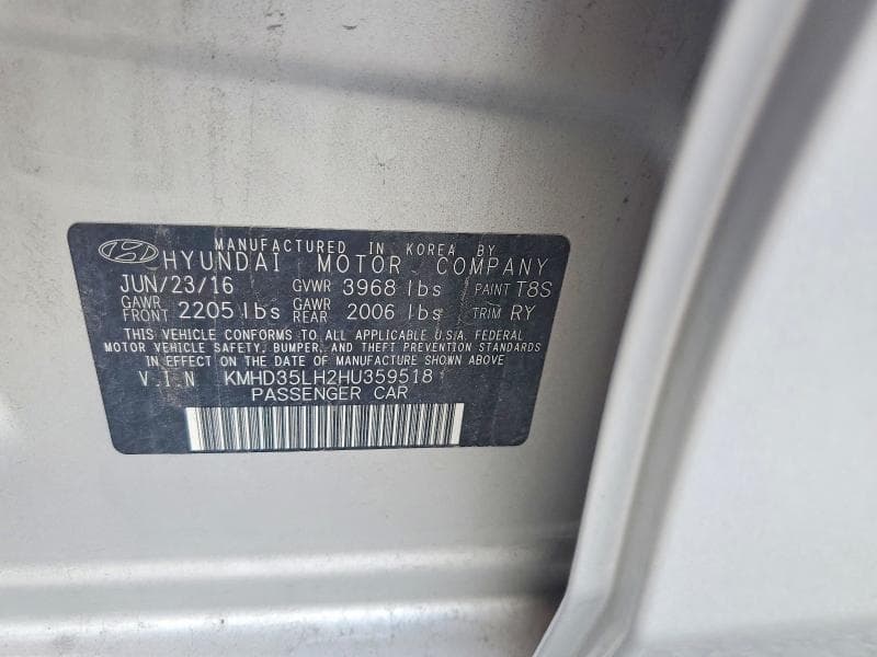 2017 HYUNDAI ELANTRA GT BASE 12