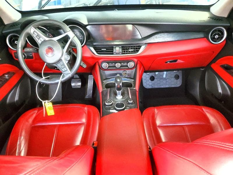 2019 ALFA ROMEO STELVIO 8