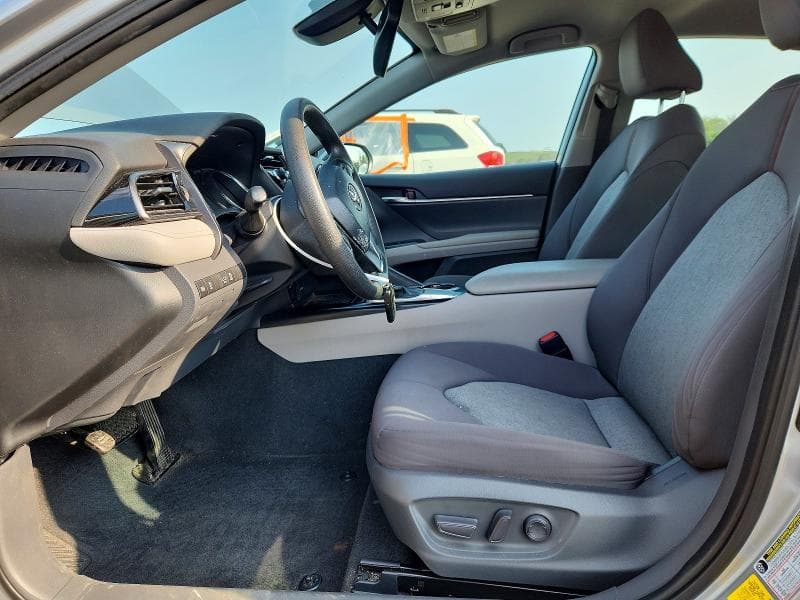 2020 TOYOTA CAMRY LE 7