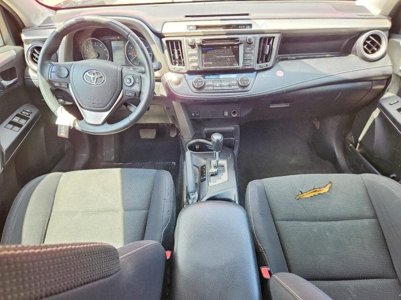 2017 TOYOTA RAV4 XLE 8