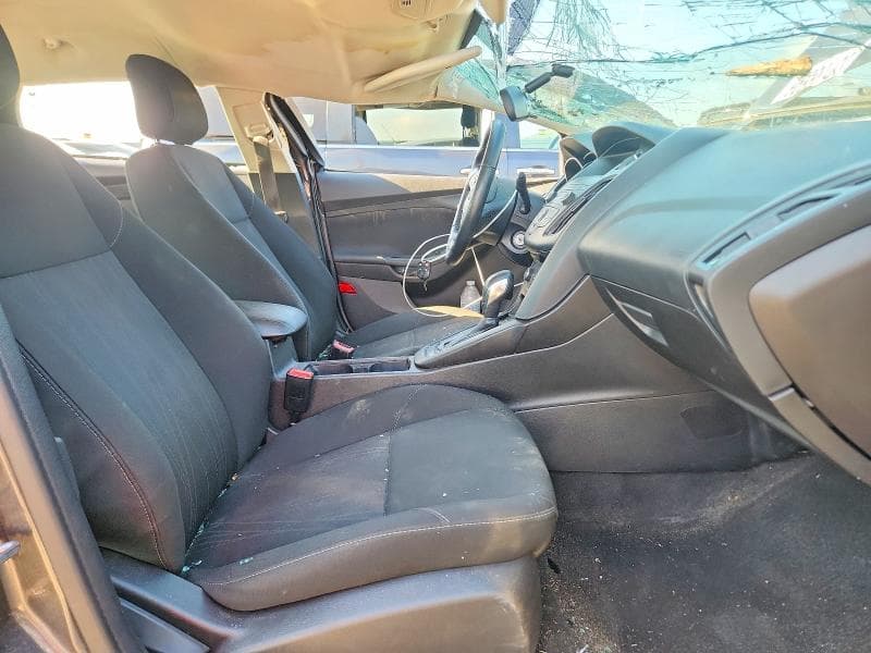 2018 FORD FOCUS SE 7