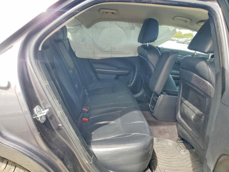 2018 CHRYSLER 300 TOURING 10
