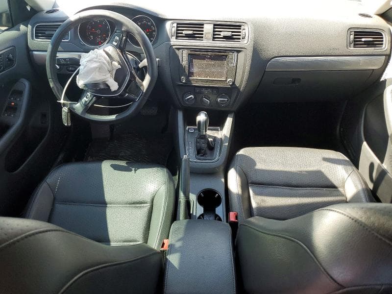 2017 VOLKSWAGEN JETTA SE 8