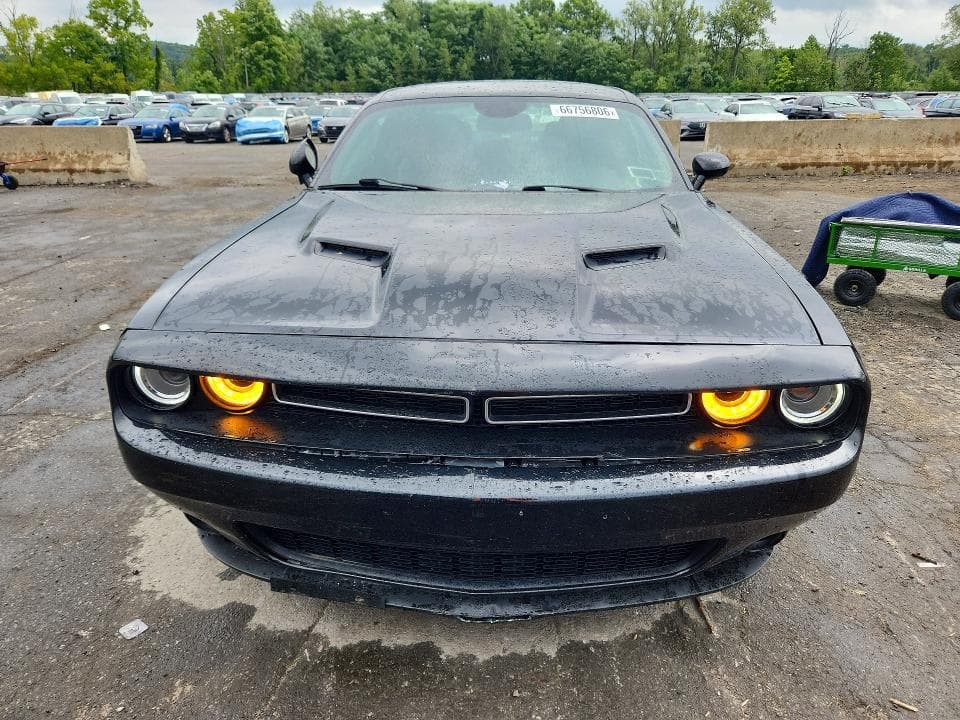 2020 DODGE CHALLENGER SXT 5