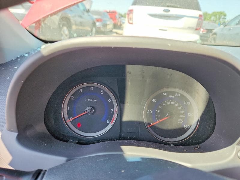 2017 HYUNDAI ACCENT SE 9