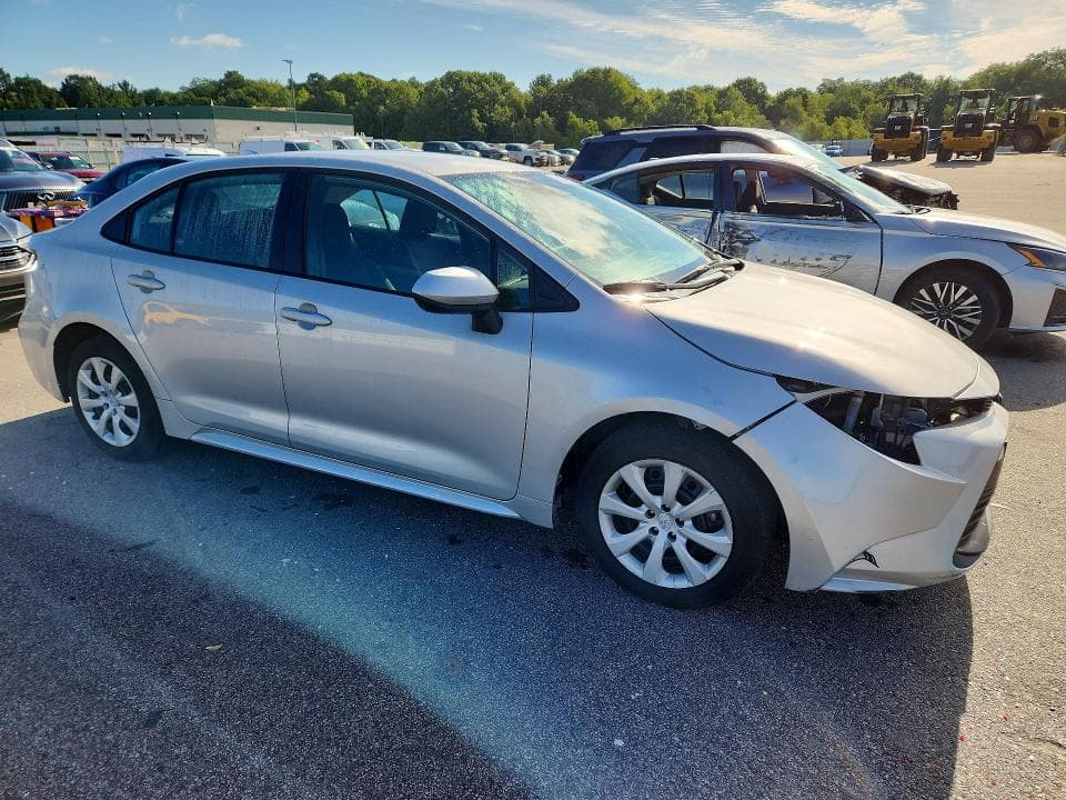 2024 TOYOTA COROLLA LE 4