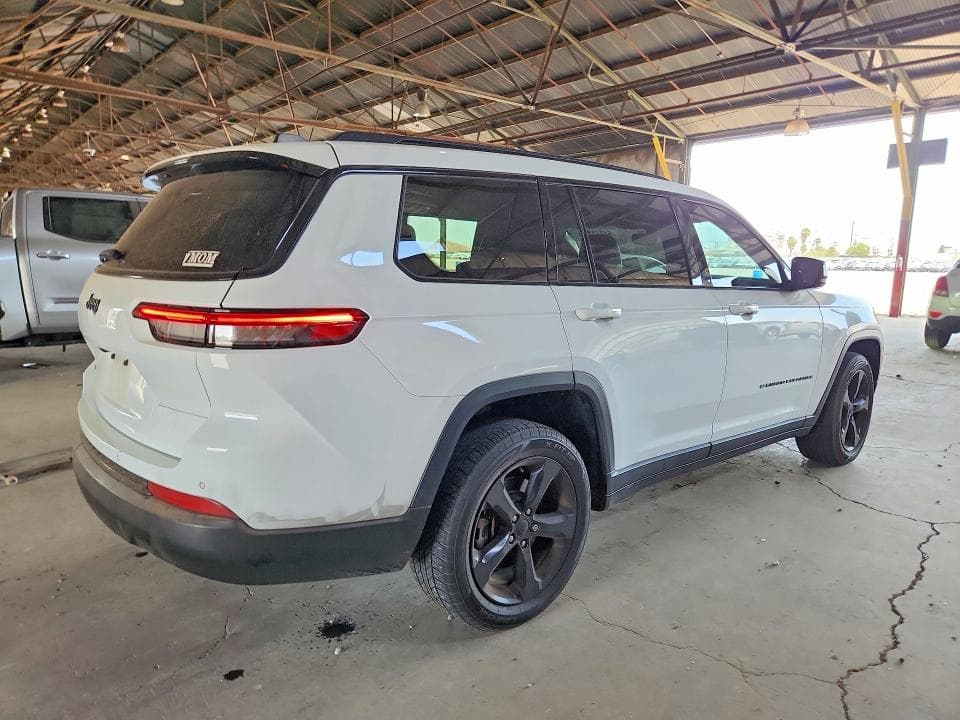 2021 JEEP GRAND CHEROKEE L LAREDO 3