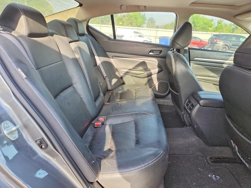 2019 NISSAN ALTIMA SL 10