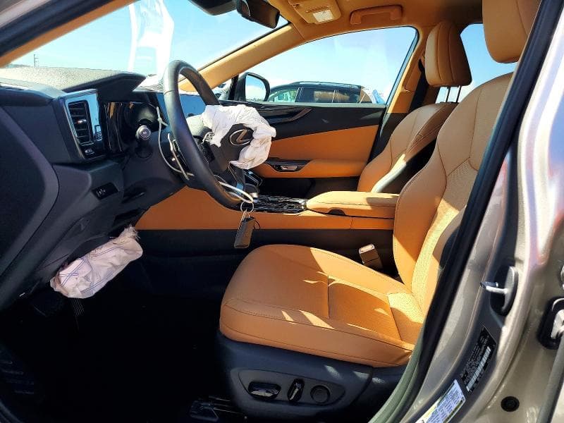 2025 LEXUS NX 250 BASE 7