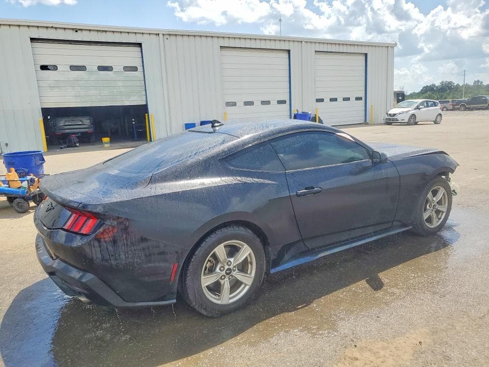 2024 FORD MUSTANG 3