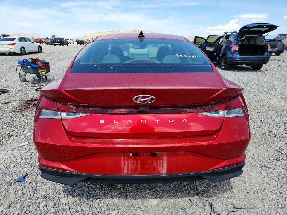 2022 HYUNDAI ELANTRA SE 6