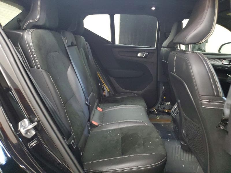 2021 VOLVO XC40 RECHARGE 11