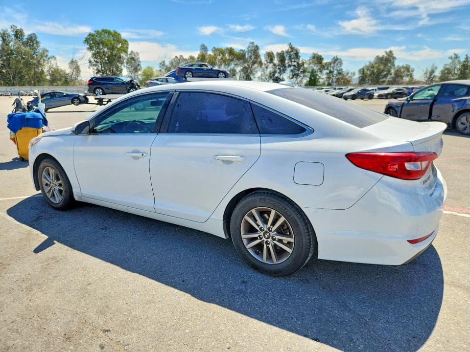 2017 HYUNDAI SONATA SE 2